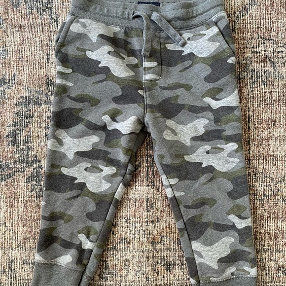 OshKosh Pants Bundle - Picture 5 of 7